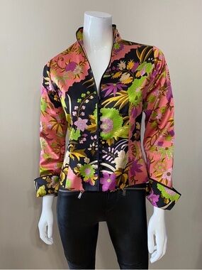🔹JS COLLECTIONS🔹EXCELLENT CONDITION • SILK